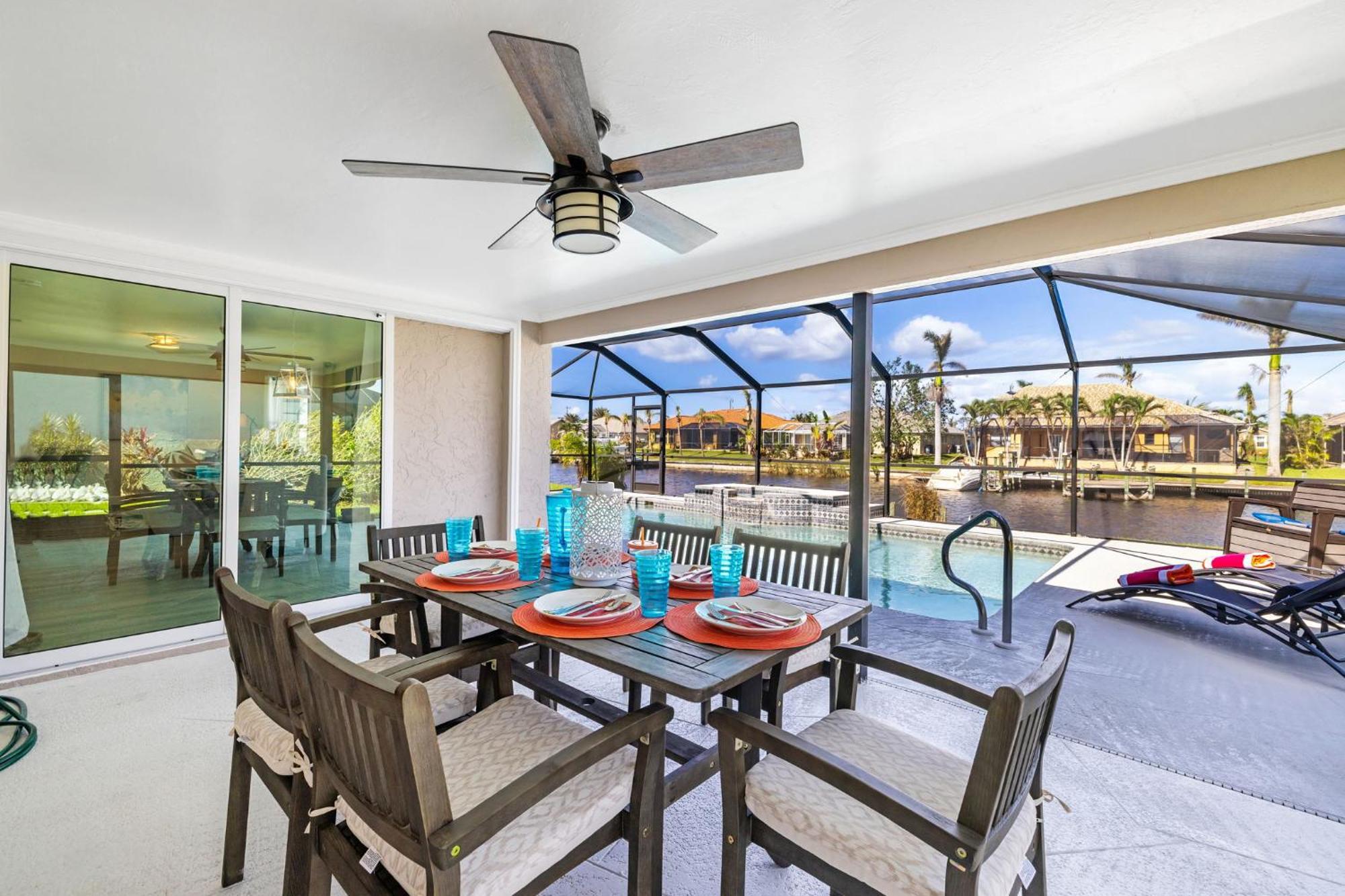 Fully Remodeled Electric-Heated Pool Home On Gulf-Access Canal - Villa Sunny เคปคอรัล ภายนอก รูปภาพ